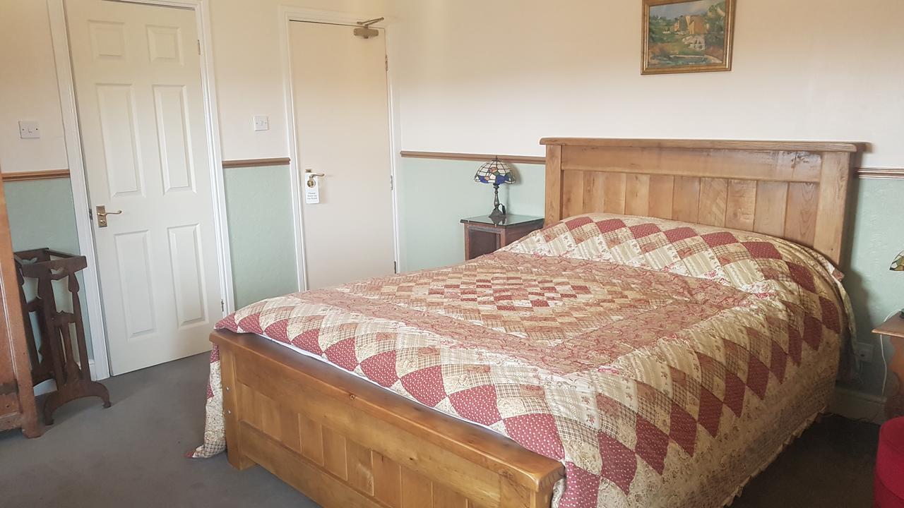 The Chelsea 3* Llandudno